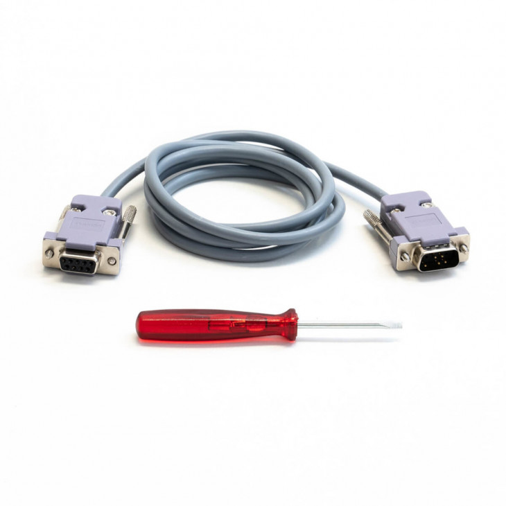 CABLE DE CONNEXION POUR PC SERIE 9 BROCHES