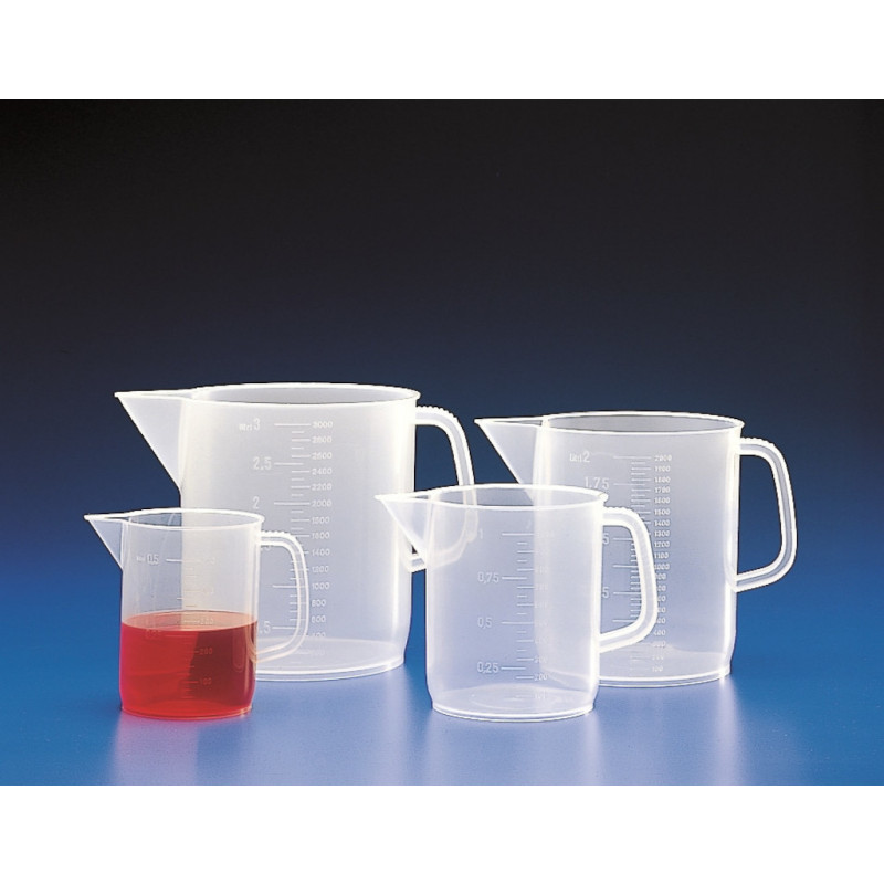 BECHER GRADUE AVEC ANSE ET BEC EN PP-5000ML