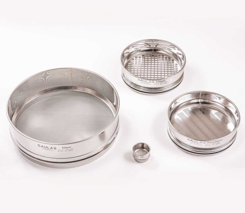 [238602] TAMIS INOX 18/8 AFNOR NFX11504 D=200MM H=50MM OUV.1,18MM