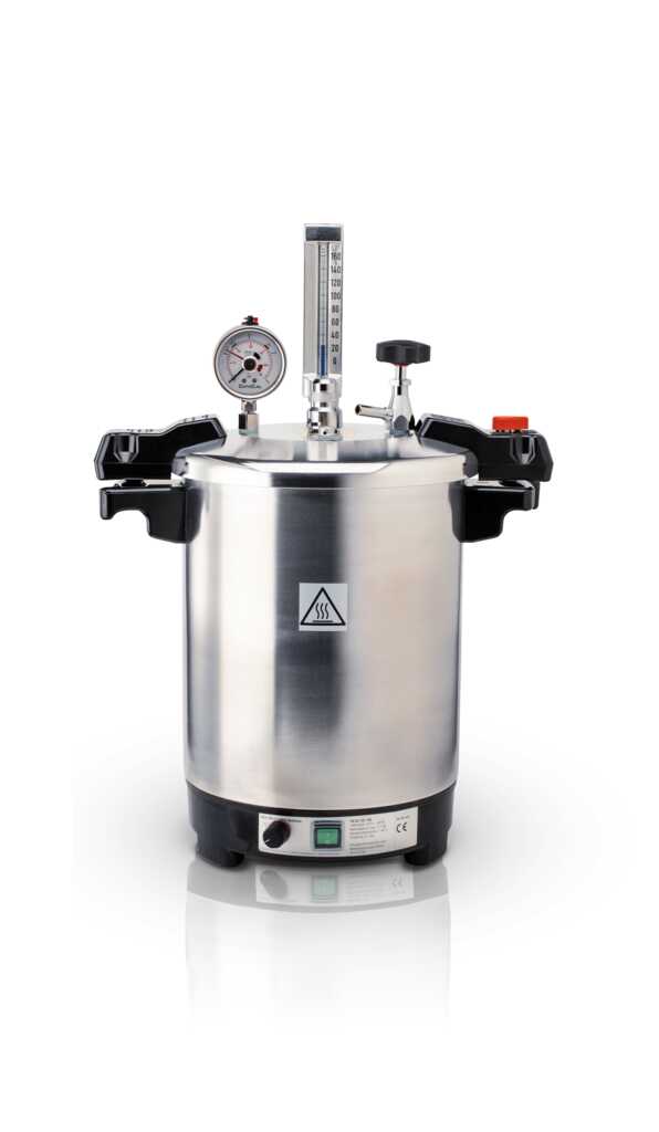 [223636] CERTOCLAV EL 115/121'C DE 12L EN ALU AVEC CHAUFFAGE INTEGRE
